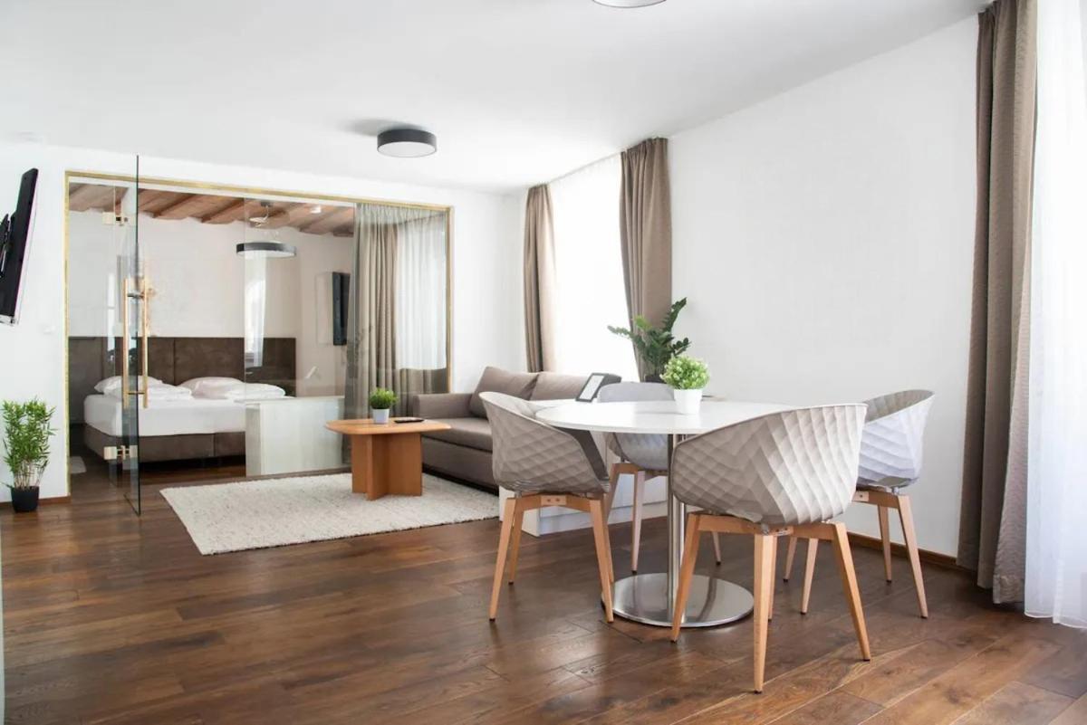 Goldene Pastete - Urban Luxury Apartments Graz Exterior foto